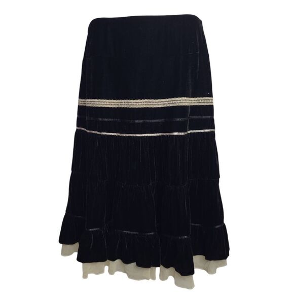 Vintage Dresses & Skirts - VINTAGE Y2K witchy black velvet tiered lace detail whimsigoth midi skirt M